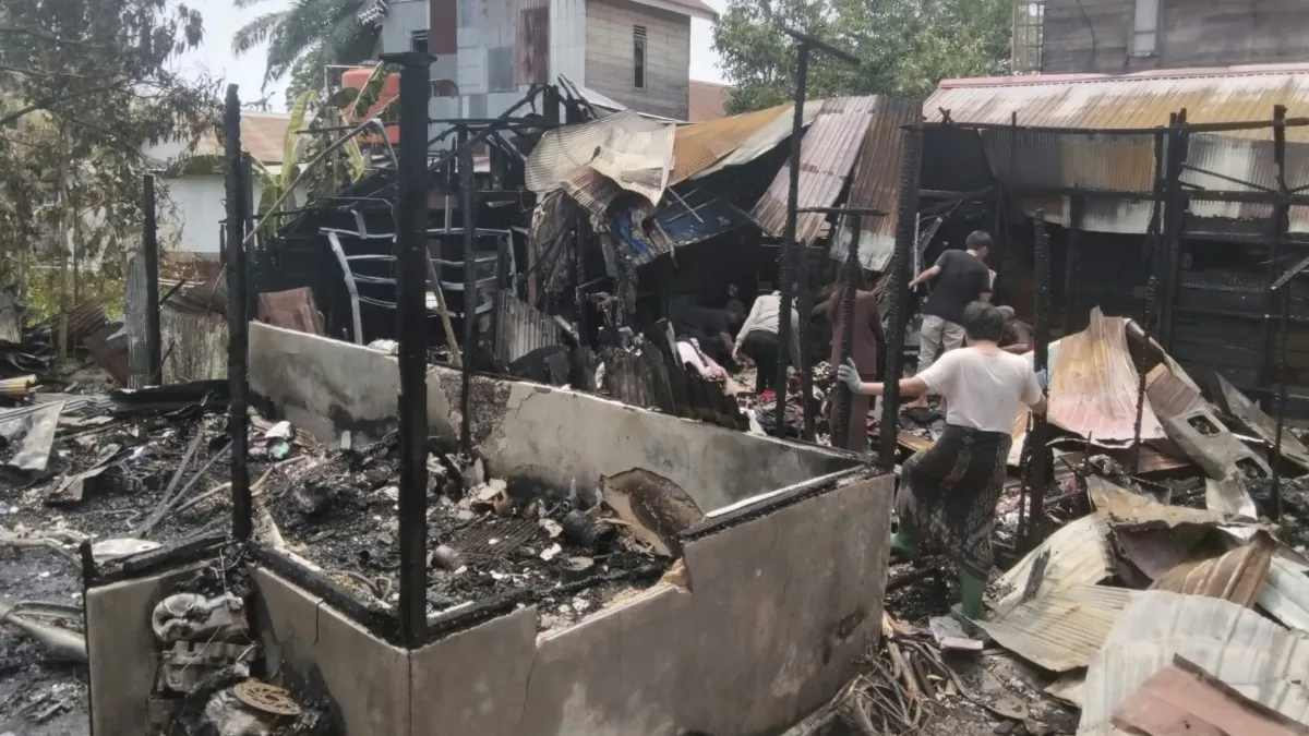 Kebakaran Jalan Gotong Royong Banjarbaru, Saksi Sebut Terdengar Dentuman Keras
