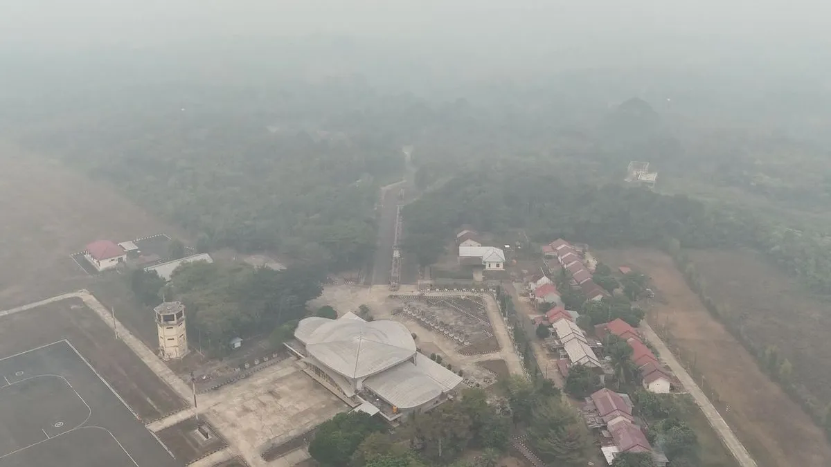 Pesawat Jakarta-Samarinda Mendarat di Balikpapan, Jarak Pandang Bandara Kutai Barat Sisa 300 Meter