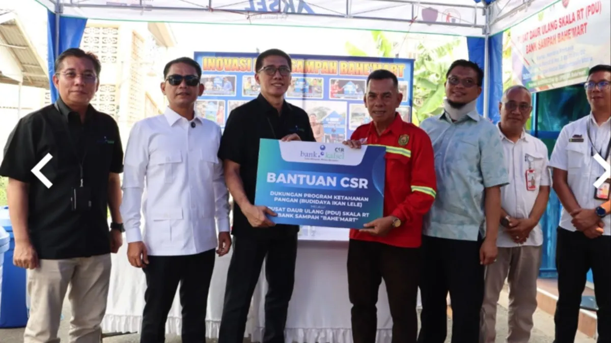 Dukung Pengelolaan Sampah Organik dan Budidaya Ikan Lele, Bank Kalsel Serahkan CSR ke Bahe'mart