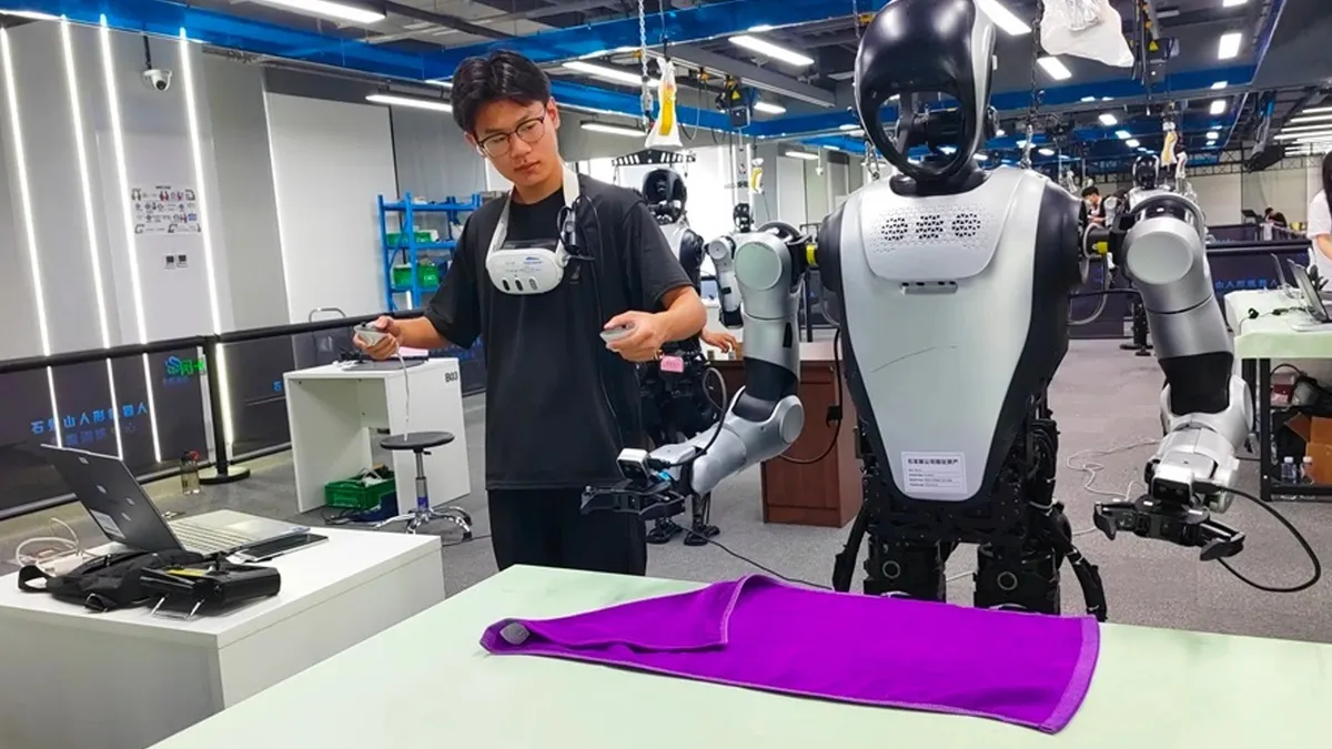 Di China Ada Sekolah Robot, 100 Humanoid Dilatih Ambil Botol hingga Melipat Pakaian