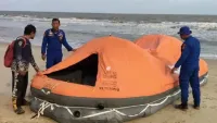 Perahu Karet Kapal Virgo Terbawa Arus ke Barat, Lima Sekoci Kosong Ditemukan di Seruyan Kalteng
