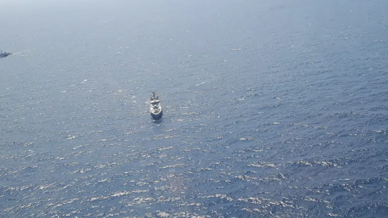 Bangkai Kapal Virgo Masuk ke  Kedalaman 29 Meter, Tim Penyelam TNI AL Pasang Tali Tambat