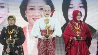 Hj Dian Rahmat Raih Penghargaan Swara Cantika Pelopor Ruang Publik, "Ini untuk Perempuan Tanah Laut"