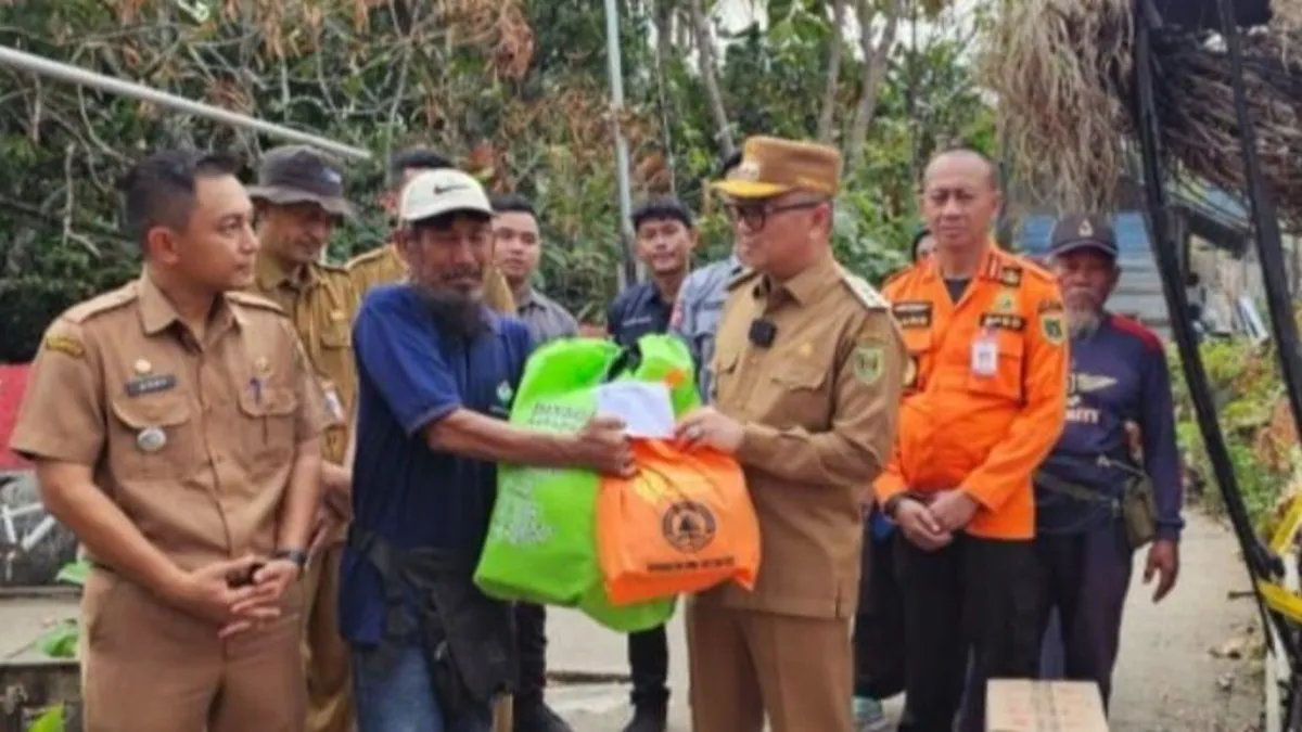 Pemkab Tabalong Salurkan Bantuan untuk Korban Kebakaran di Pembataan