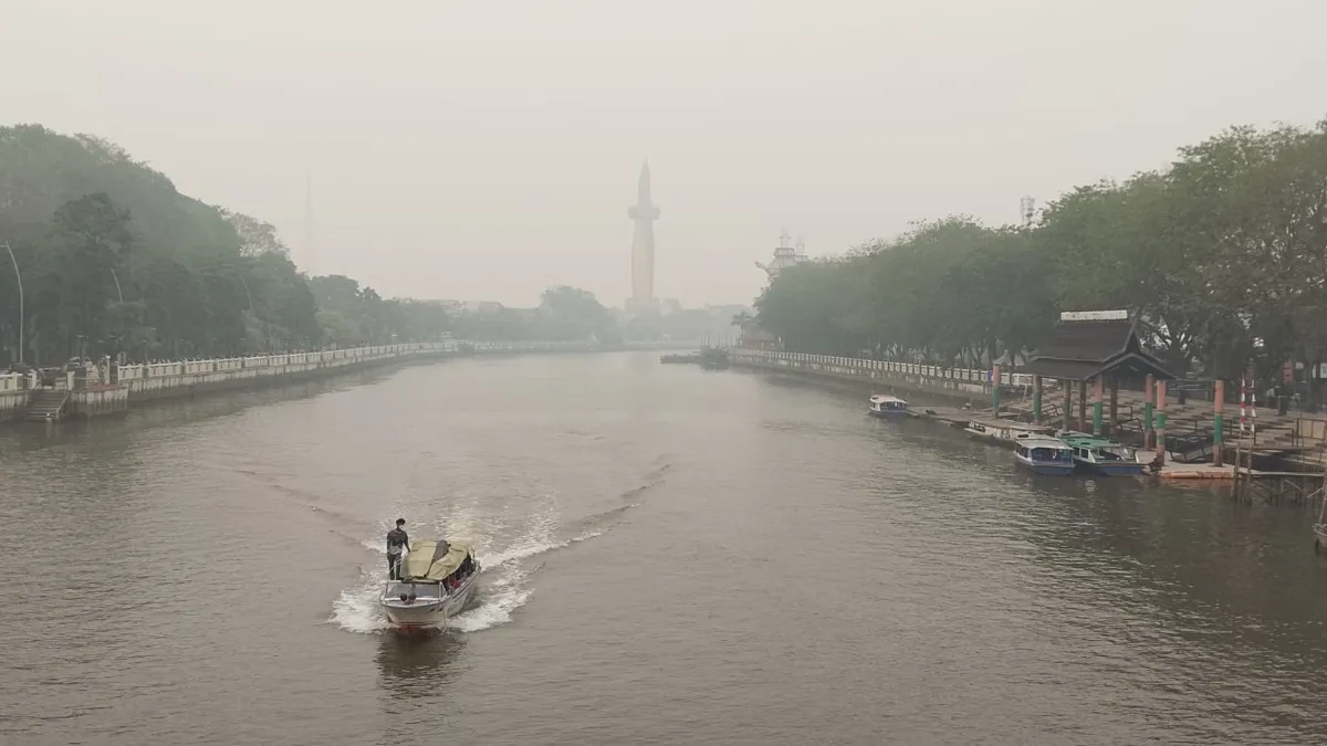 Hari Jadi ke-500 Kota Banjarmasin, Kabut Asap Tebal Selimuti Langit Kota Seribu Sungai
