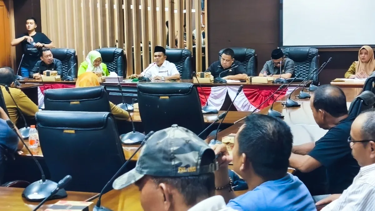 Desa Bunati Tak Hadir, Rapat DPRD Tanbu Bahas Pelabuhan PT BIB Berakhir Tanpa Keputusan