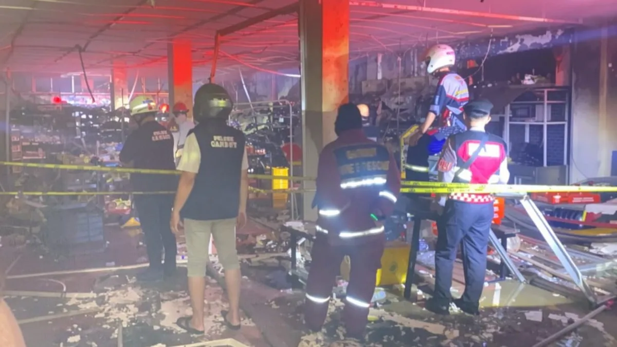 Alfamart Gambut Terbakar Kerugian Capai Rp 2 Miliar, Polisi Dalami Dugaan Pembakaran