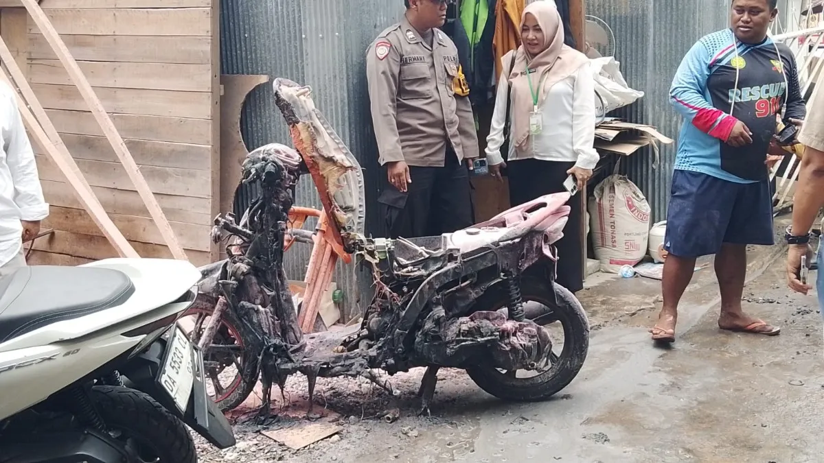 Motor Terbakar di Jalan Veteran Banjarmasin, Pemilik Diduga Lupa Matikan Mesin