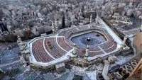 Viral Video Orang Diduga Berompi Bom Akan Ledakkan Masjidil Haram, Begini Kata Polisi Arab Saudi