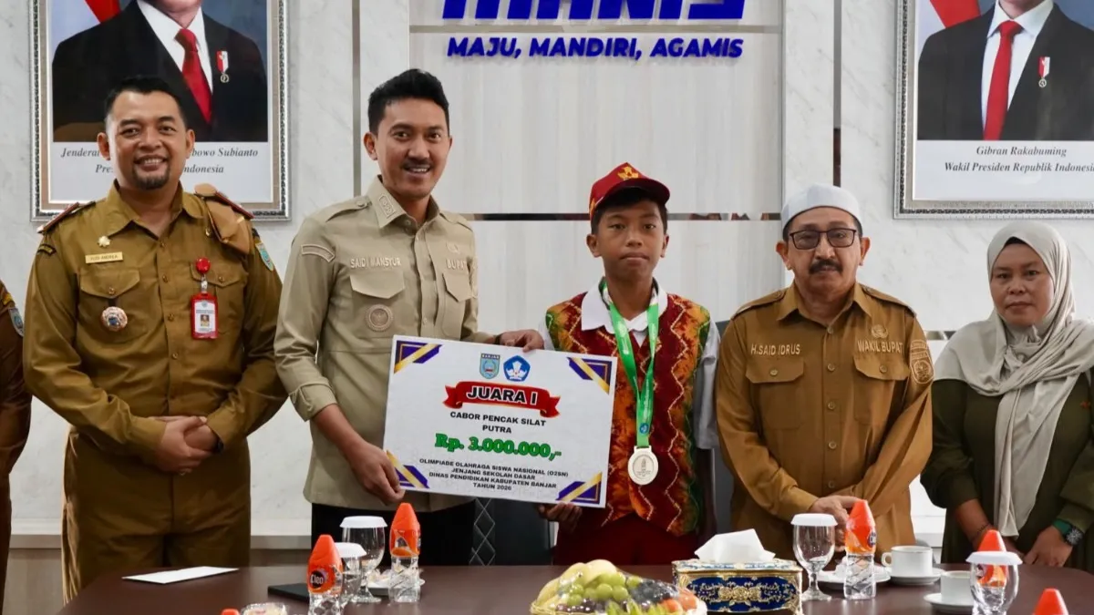 Pemkab Banjar Beri Bonus Murid Peraih Medali Perak Pencak Silat O2SN Nasional