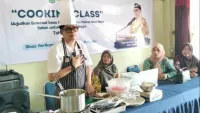 Cooking Class Tanah Bumbu Hadirkan ChefChef Lotusa Batulicin, Buat Inovasi Olahan Ikan Sehat