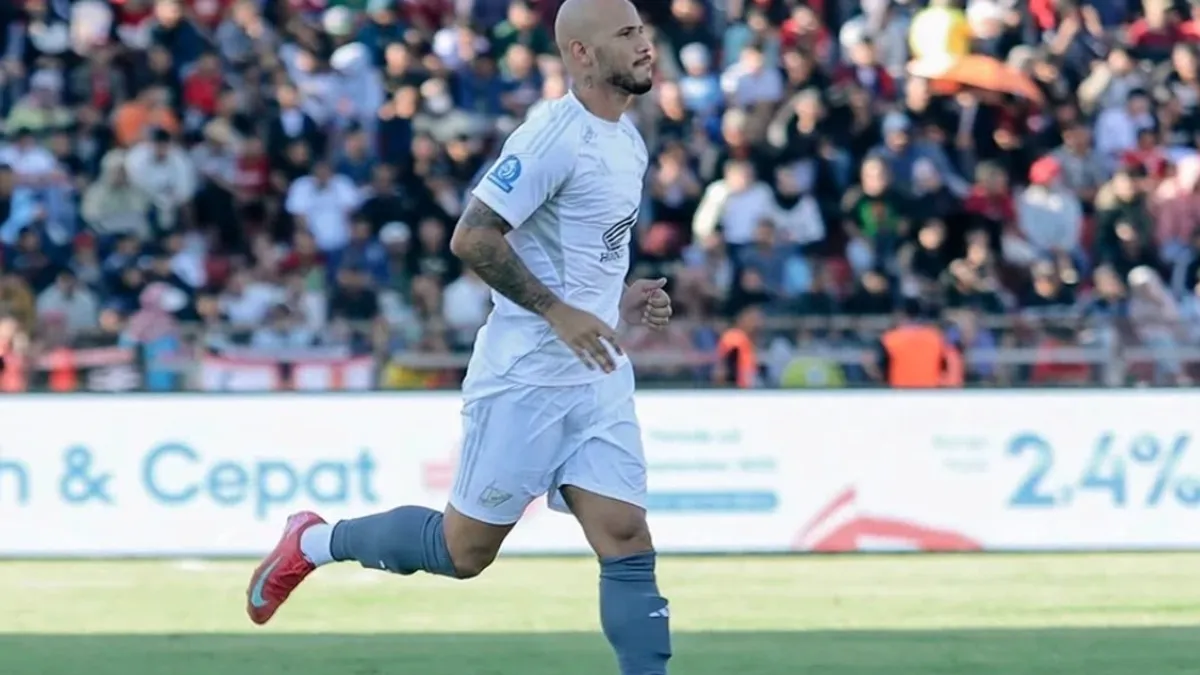 Semen Padang FC Duetkan Mantan Pelatih Barito Putera dengan Gelandang Asal Brasil Savio Roberto