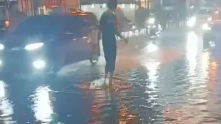 Hujan Deras Guyur Pontianak Sekitar Satu Jam, Sejumlah Permukiman Tergenang