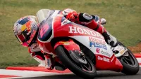 Podium di Depan Mata, Veda Ega Start di Posisi 7 Moto3 Mandalika 2026