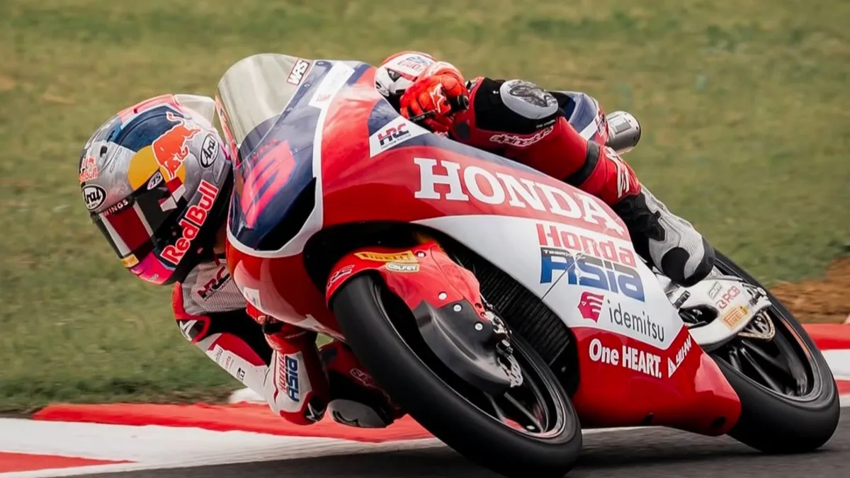 Podium di Depan Mata, Veda Ega Start di Posisi 7 Moto3 Mandalika 2026