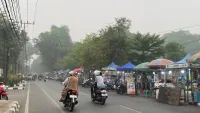 Empat Hari Diselimuti Kabut Asap Tebal, Warga Barabai HST Tetap Beraktivitas