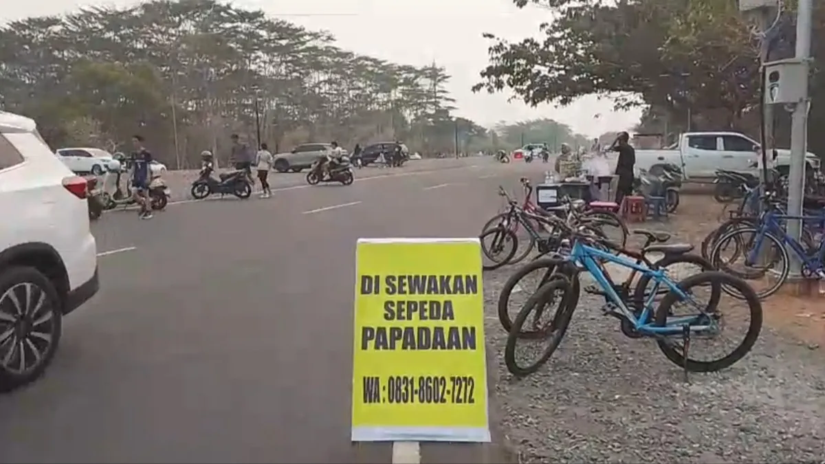 Kabut Asap Kurangi Penyewa Sepeda di Kawasan Kantor Gubernur Kalsel