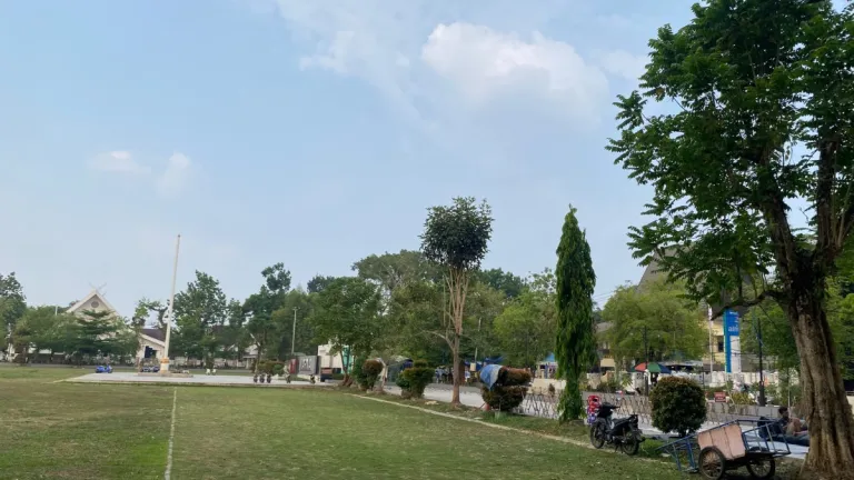 Kabut Asap di Barabai HST Mulai Menipis, Warga Kembali Beraktivitas