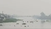 Kabut Asap Tebal Selimuti Kota Banjarmasin di Pagi Hari