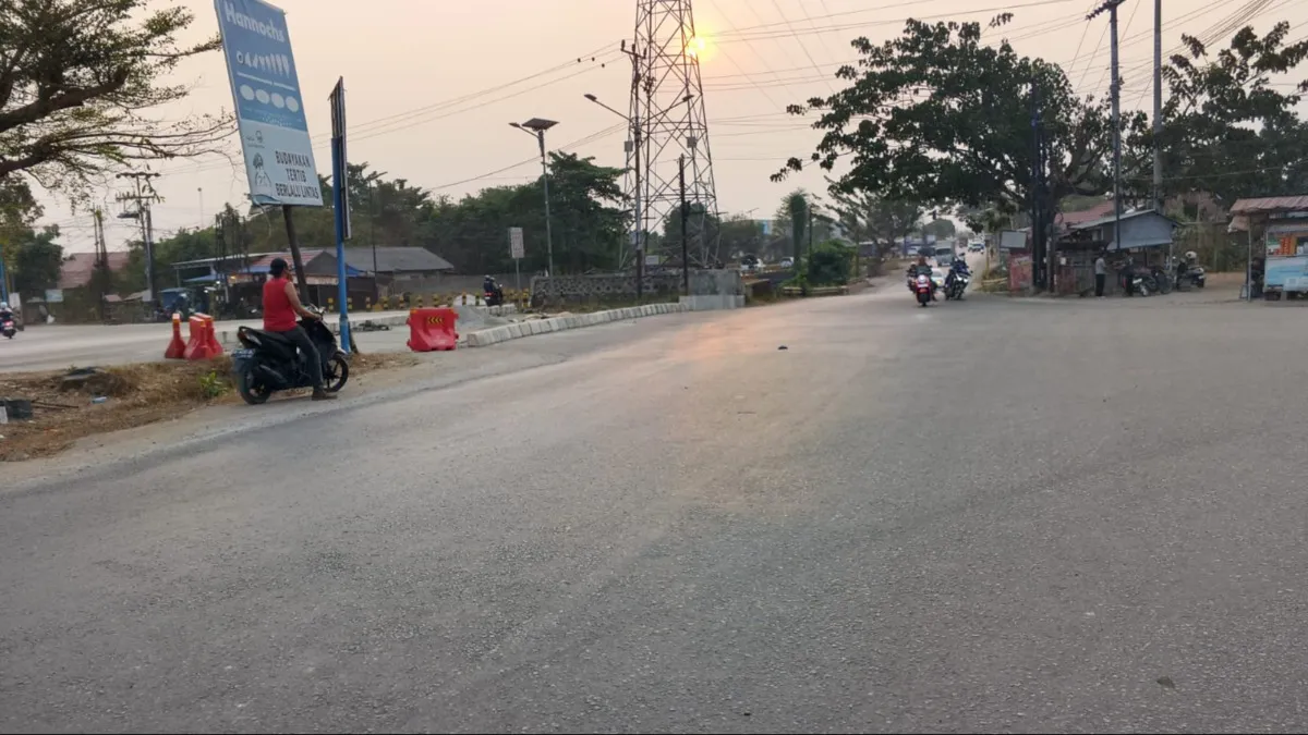 Simpang Empat Guntung Manggis Diganti Pakai Beton, Antisipasi Pelanggaran Lalu Lintas