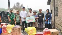 Wakil Bupati Balangan Serahkan Bantuan untuk Korban Kebakaran di Kecamatan Lampihong