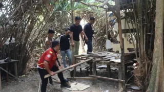 Kapolres HST Gerebek Pondok Diduga Jadi Sarang Narkoba di Mahang Pandawan, 5 Kendaraan Diamankan