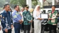 18 Penyuluh Pertanian Tabalong Terima Motor Operasional Bantuan Tiga Perusahaan