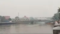 Kondisi Udara Kota Banjarmasin Makin Memburuk, Langit Kota Seribu Sungai Menghitam