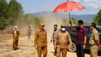 Bupati Kotabaru Tinjau Langsung Pembangunan Jalan Pelabuhan di Sebelimbingan