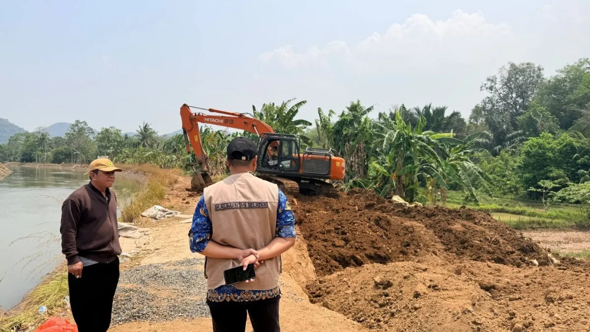 BPAM Banjarbakula Rampungkan Perbaikan Pipa Bocor di Sungai Landas Kabupaten Banjar