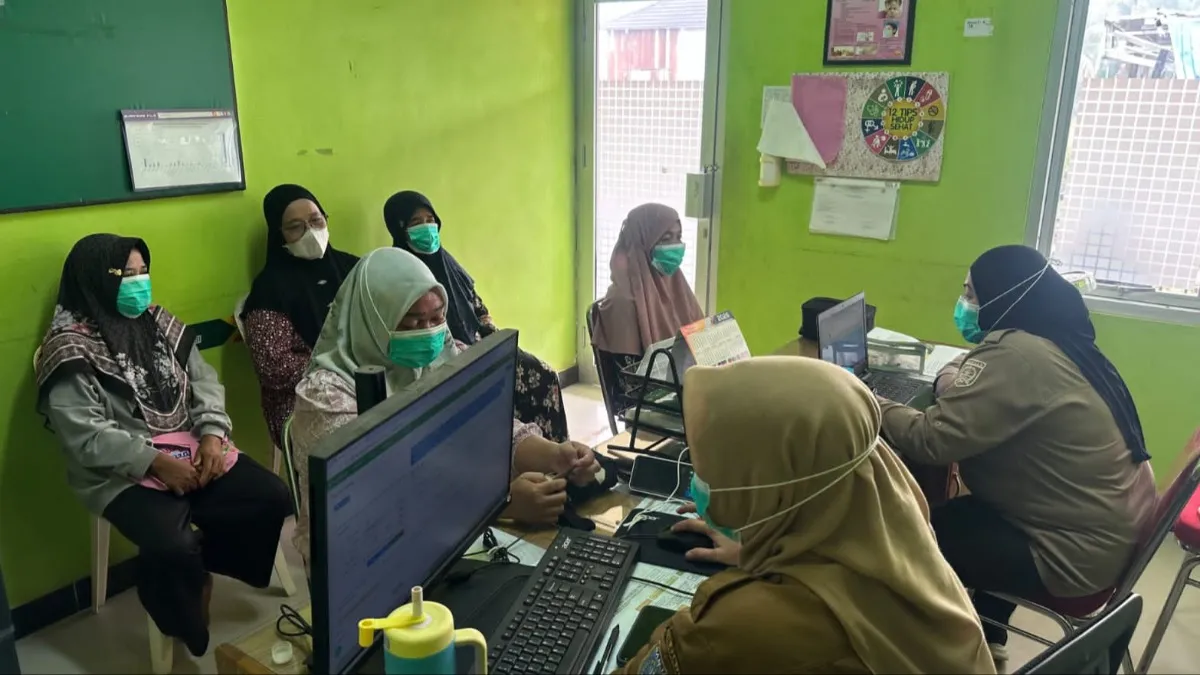 Kabut Asap Sasar Balita dan Lansia Aluh-Aluh, Kasus ISPA Melonjak di Banjar