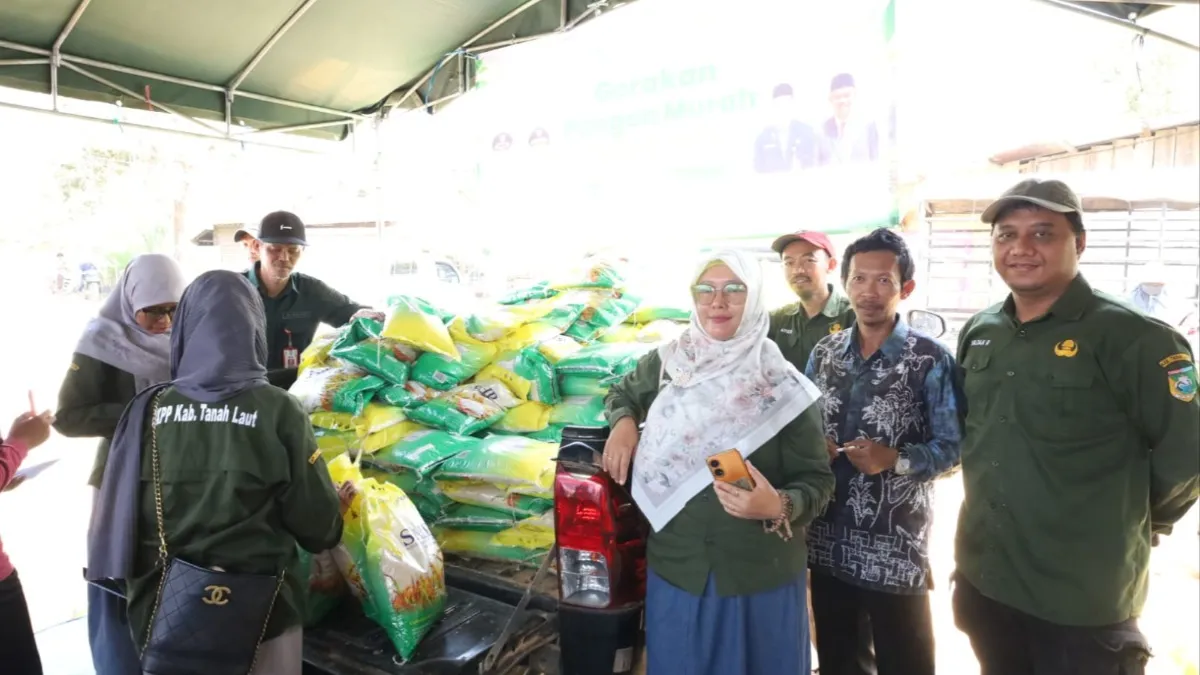 Tekan Beban Masyarakat, DKPP Tanah Laut Salurkan 958 Ton Bantuan Pangan Beras