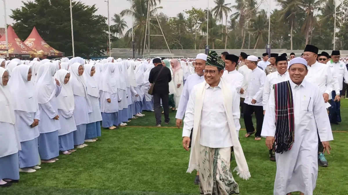 Peringati Hari Santri di Banjarbaru, Menko Cak Imin Tekankan Pemberdayaan Ekonomi Pesantren dan Mitigasi Karhutla