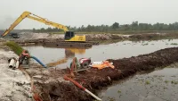 Heli Water Bombing Gunakan Kolam Surfaktan Mulai Senin, Selesai Dibikin Dinas PUPR Kalsel