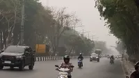 Kabut Asap Makin Pekat di Banjarmasin, Warga Lansia Tak Bisa Nikmati Udara Segar