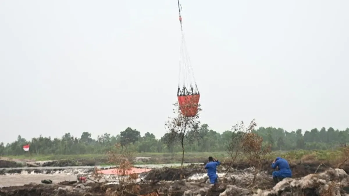 ‎Polda Kalsel Kembali Terapkan Surfaktan untuk Pemadaman Karhutla