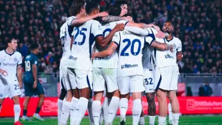 Hasil Liga Italia: Dua Gol "Hadiah" Menangkan Inter, Milan Dihajar Bologna