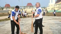 Green Policing Polda Kalsel, Bersihkan Kawasan Masjid Syekh Muhammad Arsyad Al-Banjari di Banjarbaru