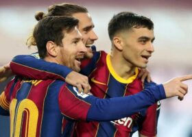 Turun Minum, Messi Arsitek 2 Gol Bercelona Atas Real Valladolid