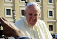 Paus Francis Batalkan Rangkaian Upacara Tradisional Natal karena Covid-19