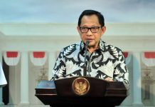 Mendagri Minta Kepala Daerah Turun Tangan Percepat Vaksinasi