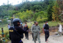 TNI-Polri Kompak Buru Pelaku Teror Sigi