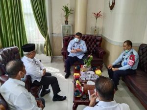 Kepala Divisi Keimigrasian, Teodorus Simarmata, melakukan audiensi ke Kantor Wilayah Kementerian Agama Provinsi Kalimantan Selatan, Selasa 8 November 2020. (humas kemenhumham kalsel)