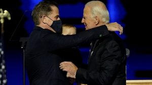 Hunter Biden dan Joe Biden. (reuters)