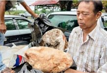 Wow! Temukan Batu Muntahan Ikan Paus, Nelayan Ini Bakal Kaya Mendadak