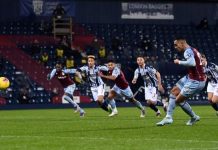Liga Inggris: Wasit Usir Kapten West Bromwich Albion, Dilibas Aston Villa 0-3