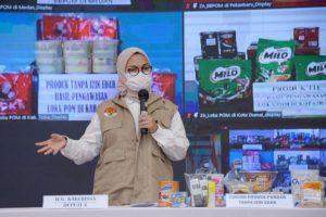 Kepala Badan Pengawas Obat dan Makanan Penny K Lukito di Jakarta, Rabu (23/12/2020), dalam jumpa pers intensifikasi pengawasan pangan di seluruh Indonesia jelang Natal 2020 dan Tahun Baru 2021. (ANTARA/HO-Badan Pengawas Obat dan Makanan)