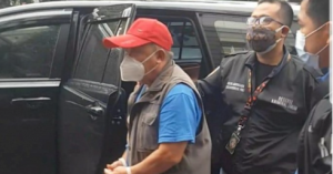 DPO kasus dugaan penipuan Rp 11 miliar terkait pemalsuan keterangan akte notaris, Arifin Widjaja alias Pepen. Arifin ditangkap di Pandeglang, Banten. (tribarata polri)