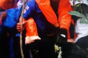 Evakuasi dua pendaki dari Gunung Tamalu (antara-HO)