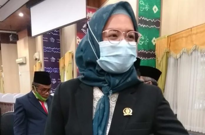 Ketua Komisi IV DPRD Kota Banjarmasin, Noorlatifah. (wartabanjar.com/wahyuni)